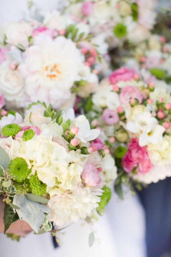 gold-and-navy-wedding