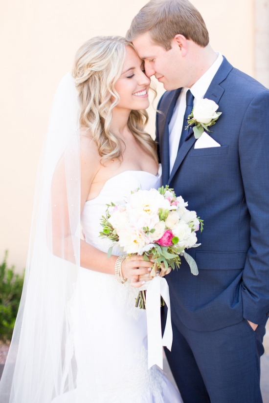 gold-and-navy-wedding
