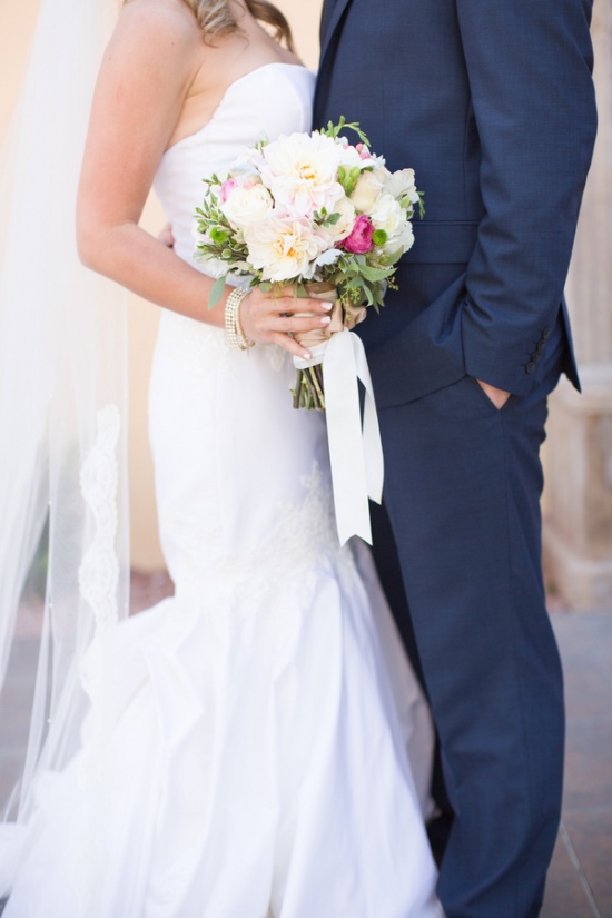 gold-and-navy-wedding
