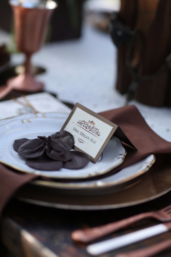 lucky-in-love-wedding-inspiration
