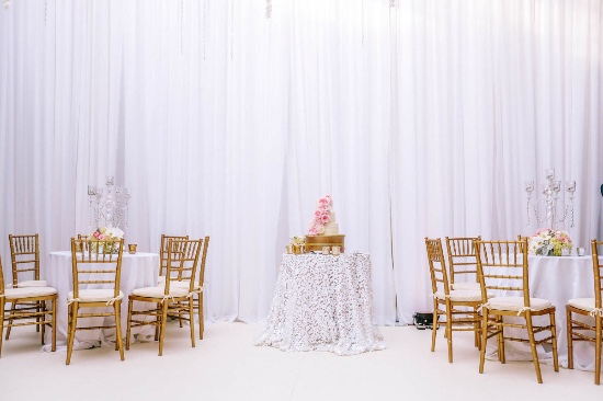 perfect-pink-and-gold-wedding