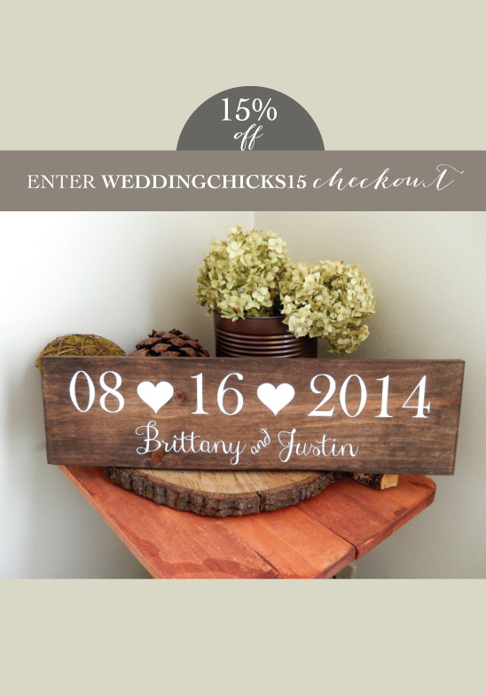 Pretty Wood Wedding Sign by Natural Designs by Rio @weddingchicks
