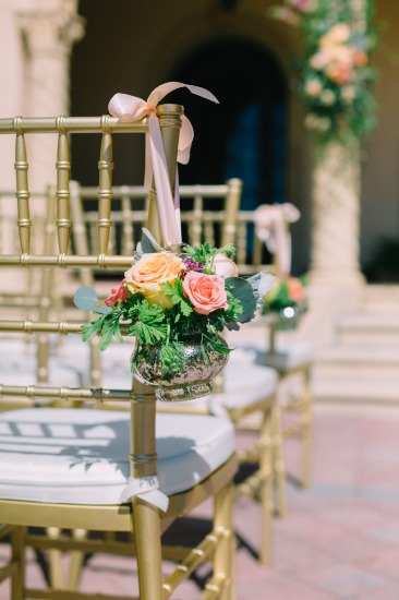 romantic-culture-embracing-wedding