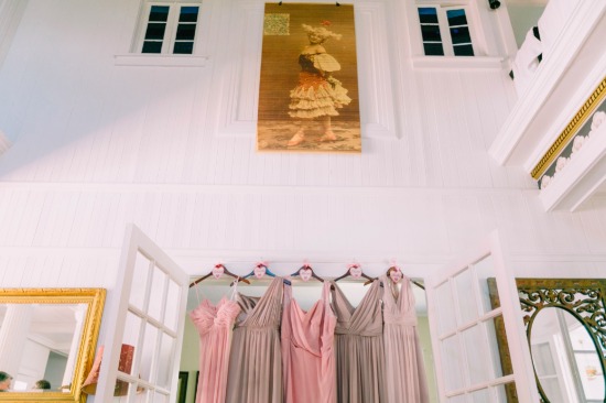 romantic-culture-embracing-wedding