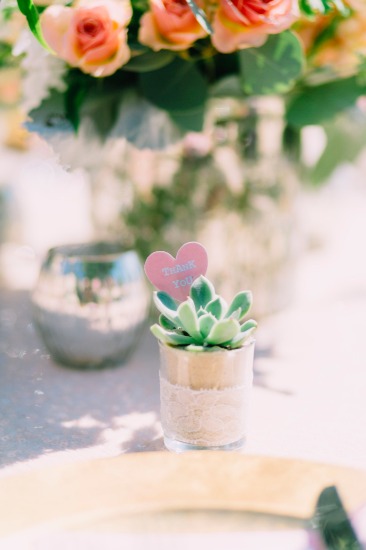 romantic-culture-embracing-wedding