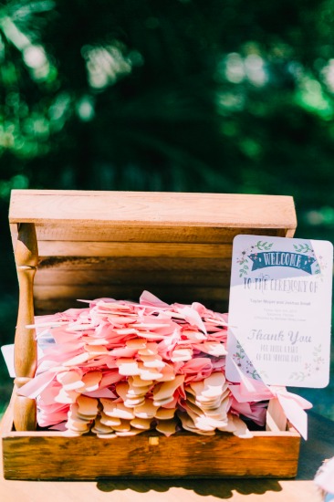 romantic-culture-embracing-wedding