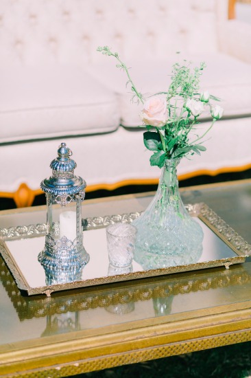 romantic-culture-embracing-wedding