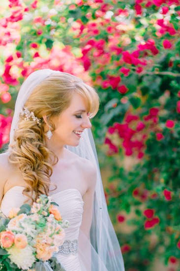 romantic-culture-embracing-wedding