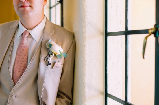 romantic-culture-embracing-wedding