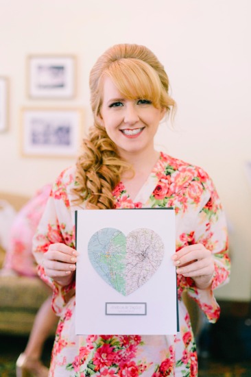 romantic-culture-embracing-wedding