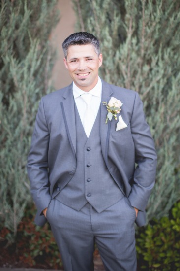 rustic-spring-wedding