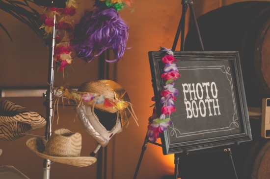 rustic-spring-wedding