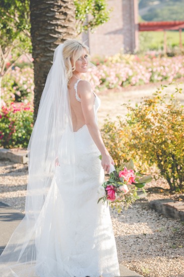 rustic-spring-wedding