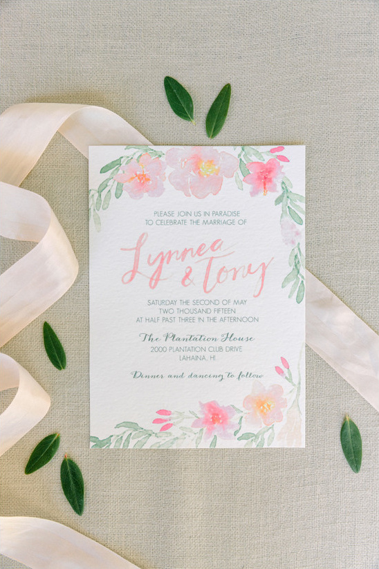wedding invitations by Lynnea + Co @weddingchicks