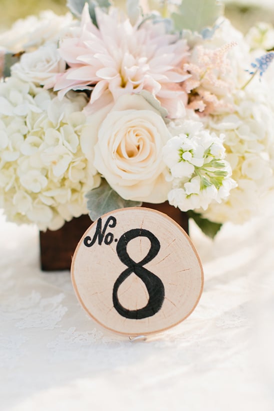 wood table number @weddingchicks