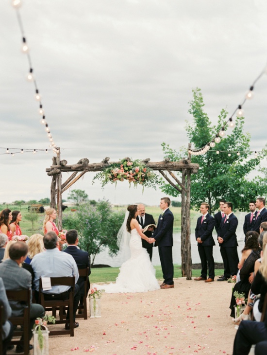 texas-glam-barn-wedding
