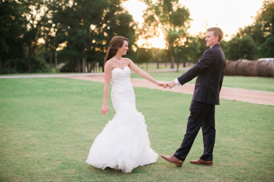 texas-glam-barn-wedding