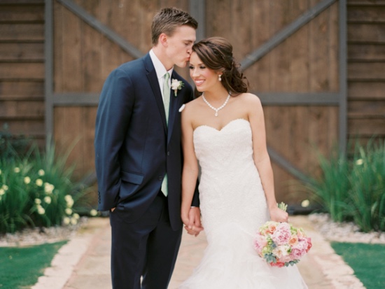 texas-glam-barn-wedding