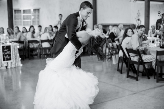 texas-glam-barn-wedding