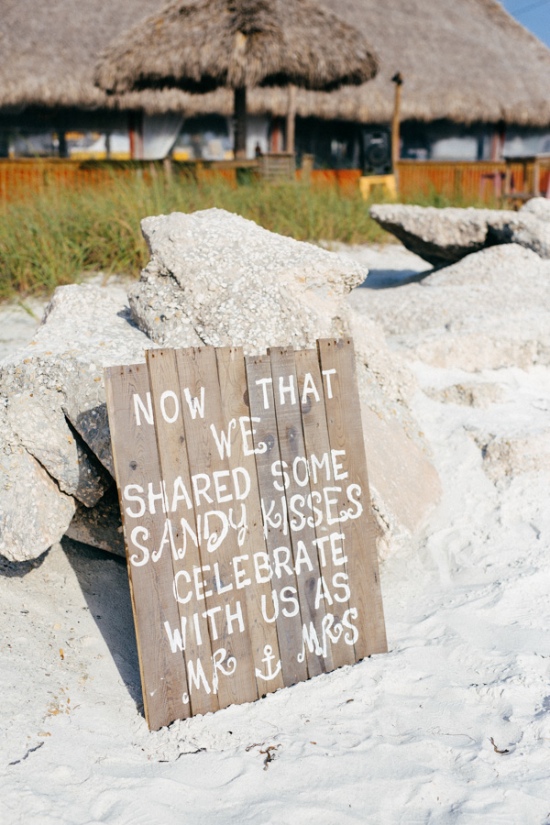 bohemian-wedding-on-the-beach