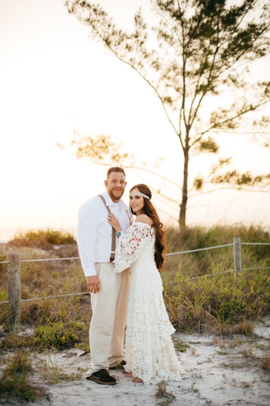 bohemian-wedding-on-the-beach