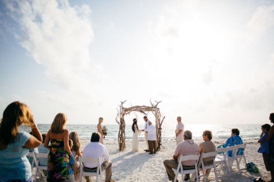 bohemian-wedding-on-the-beach