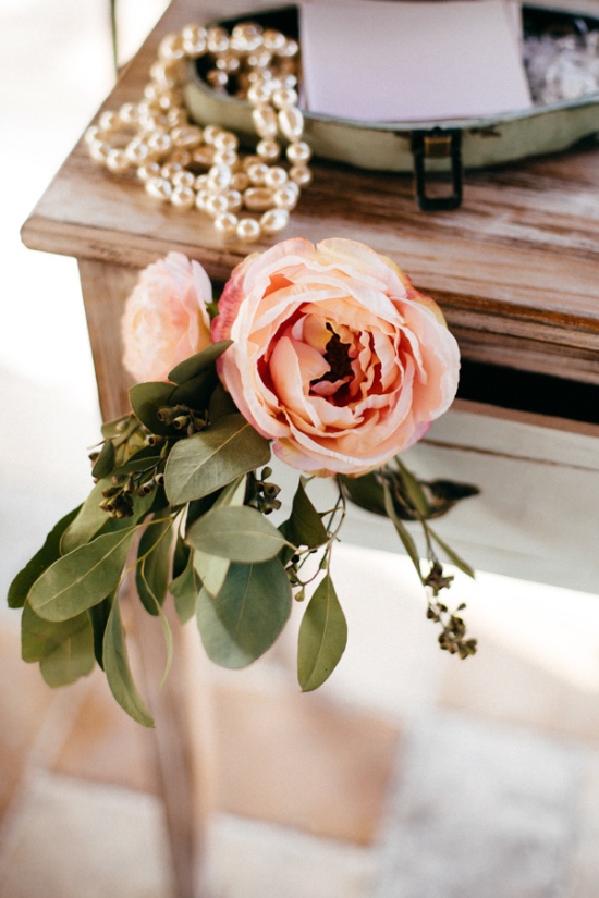 bohemian-wedding-on-the-beach