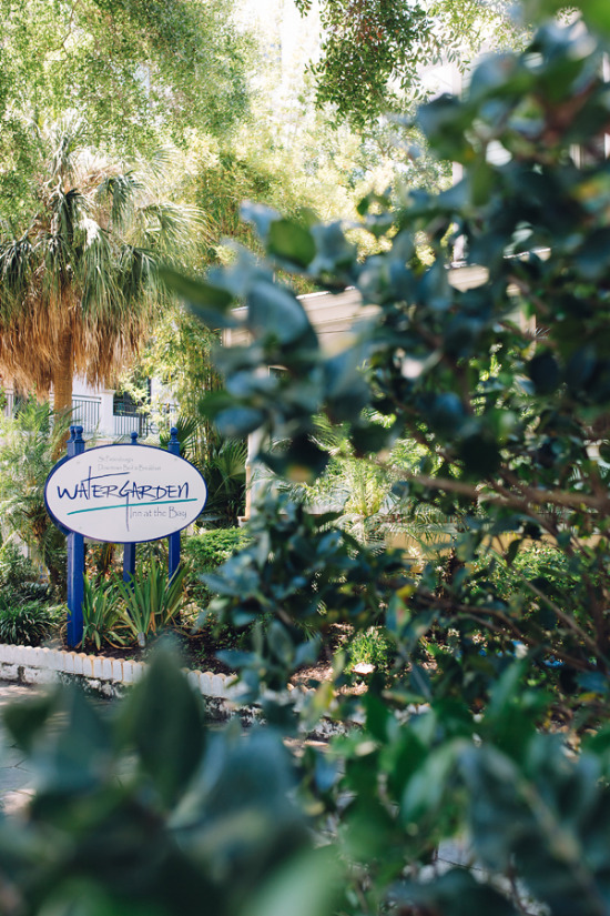 colorful-laid-back-florida-wedding