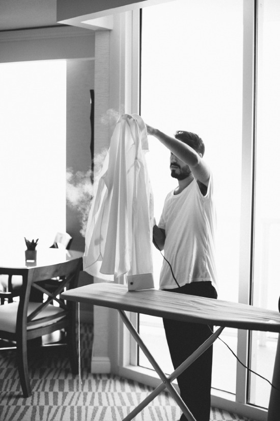 elegant-and-modern-white-wedding