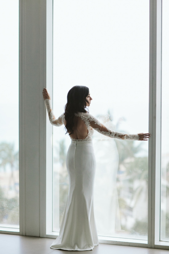 elegant-and-modern-white-wedding