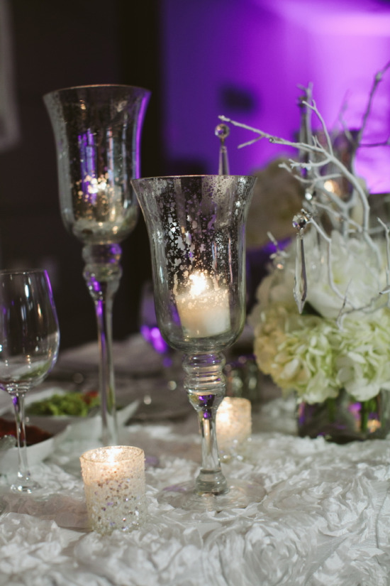 elegant-and-modern-white-wedding