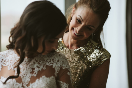 elegant-and-modern-white-wedding