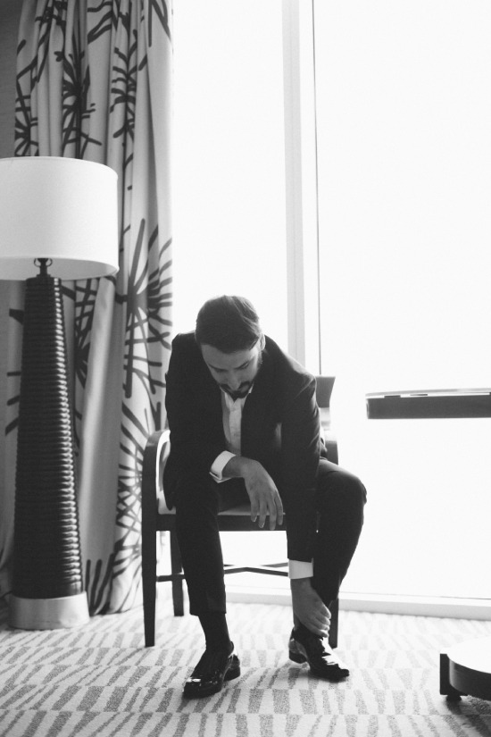 elegant-and-modern-white-wedding