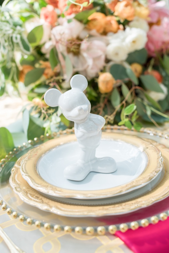 for-the-love-of-disney-wedding-ideas