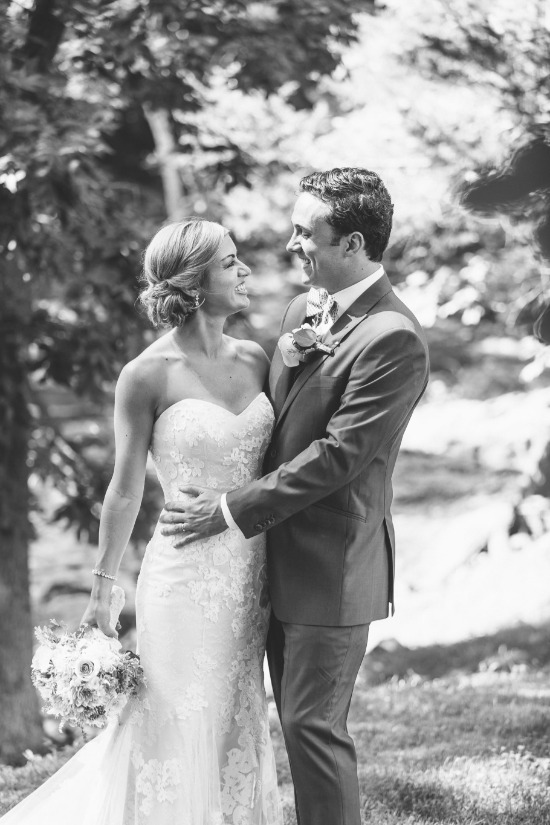 moonstone-manor-rustic-chic-wedding