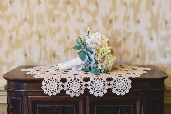 moonstone-manor-rustic-chic-wedding
