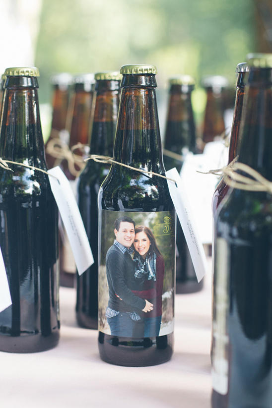 custom bottle label favors @weddingchicks