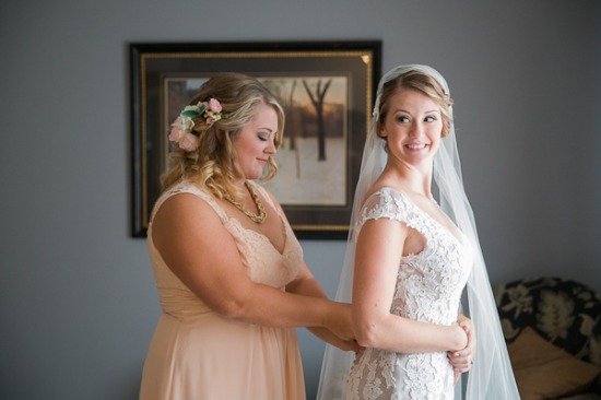 pastel-peach-vintage-wedding