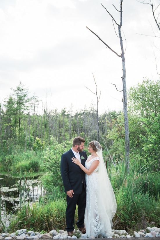 pastel-peach-vintage-wedding