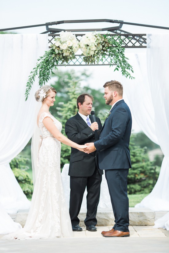 pastel-peach-vintage-wedding
