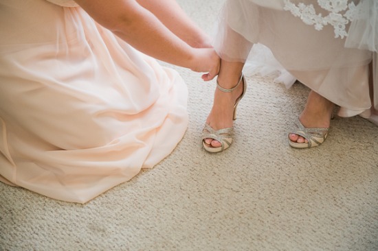 pastel-peach-vintage-wedding