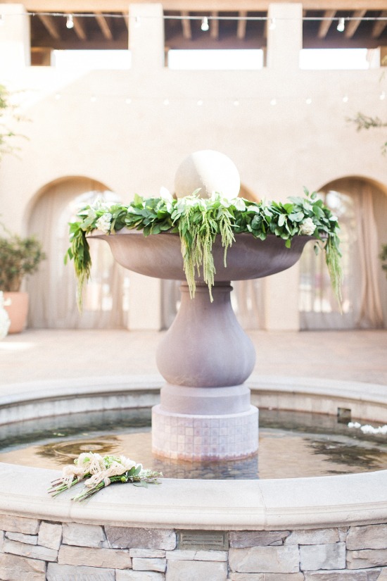 peach-and-gray-elegant-rustic-wedding