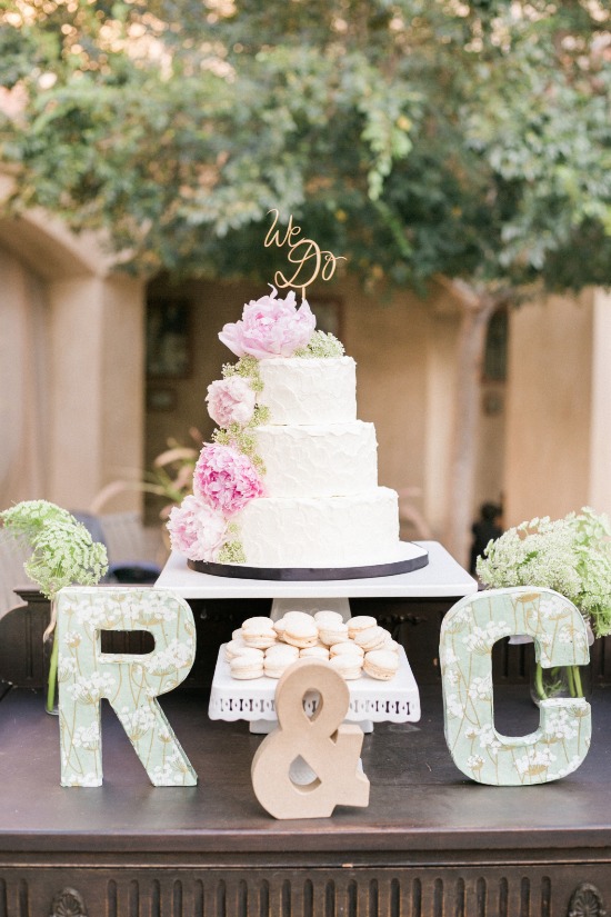 peach-and-gray-elegant-rustic-wedding