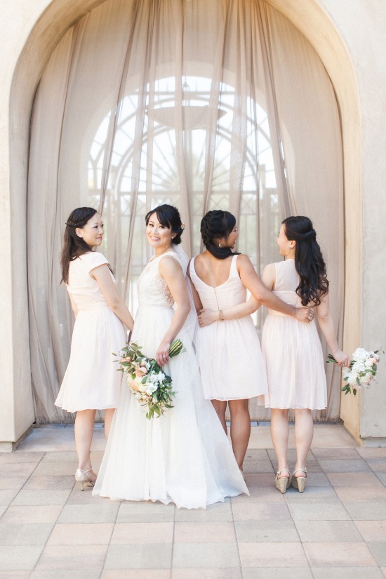 peach-and-gray-elegant-rustic-wedding
