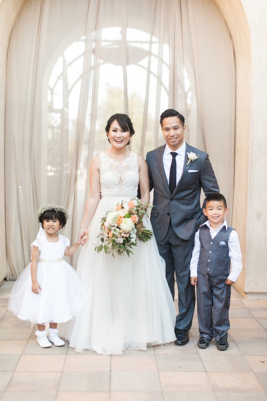 peach-and-gray-elegant-rustic-wedding