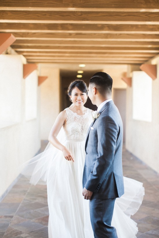 peach-and-gray-elegant-rustic-wedding