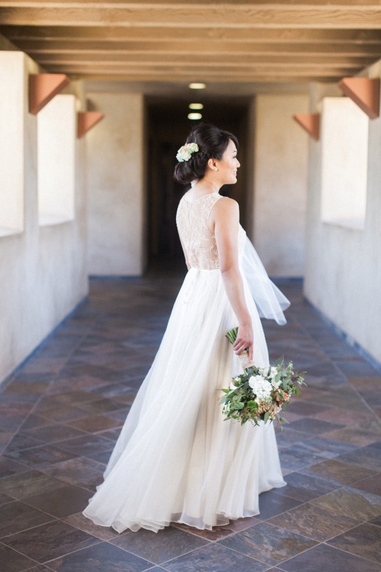 peach-and-gray-elegant-rustic-wedding