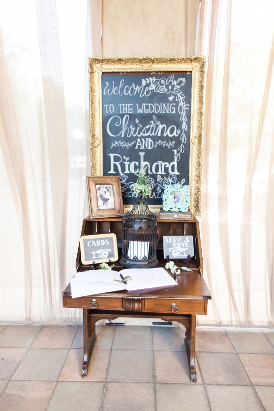 peach-and-gray-elegant-rustic-wedding