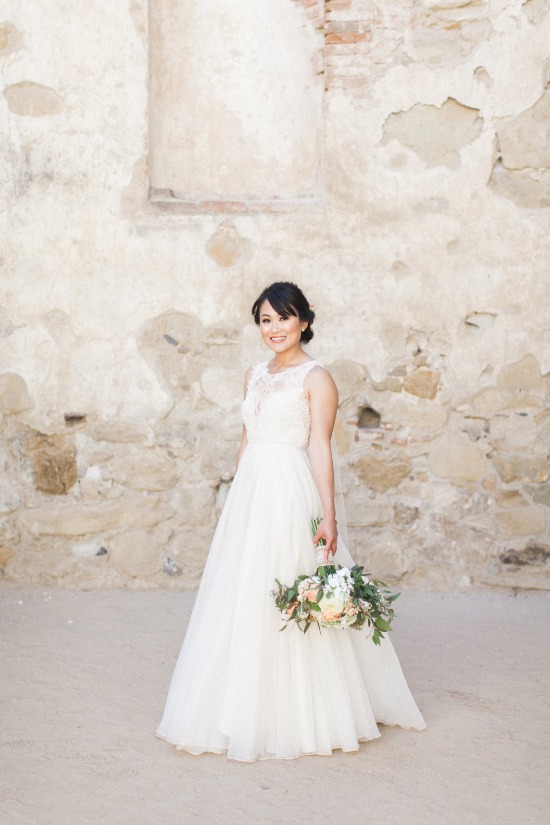 peach-and-gray-elegant-rustic-wedding