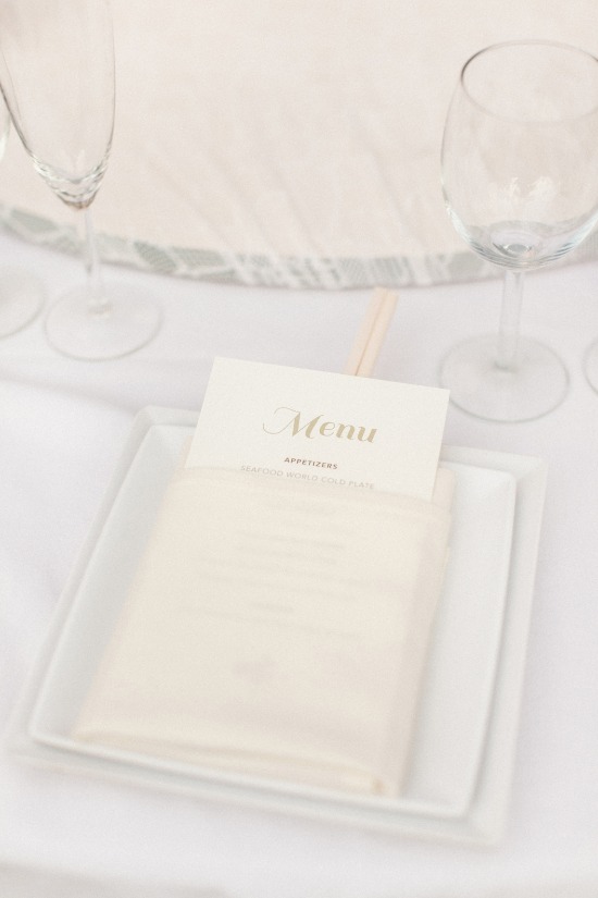 peach-and-gray-elegant-rustic-wedding